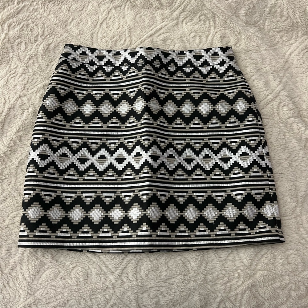 Gorgeous textured shimmer mini skirt